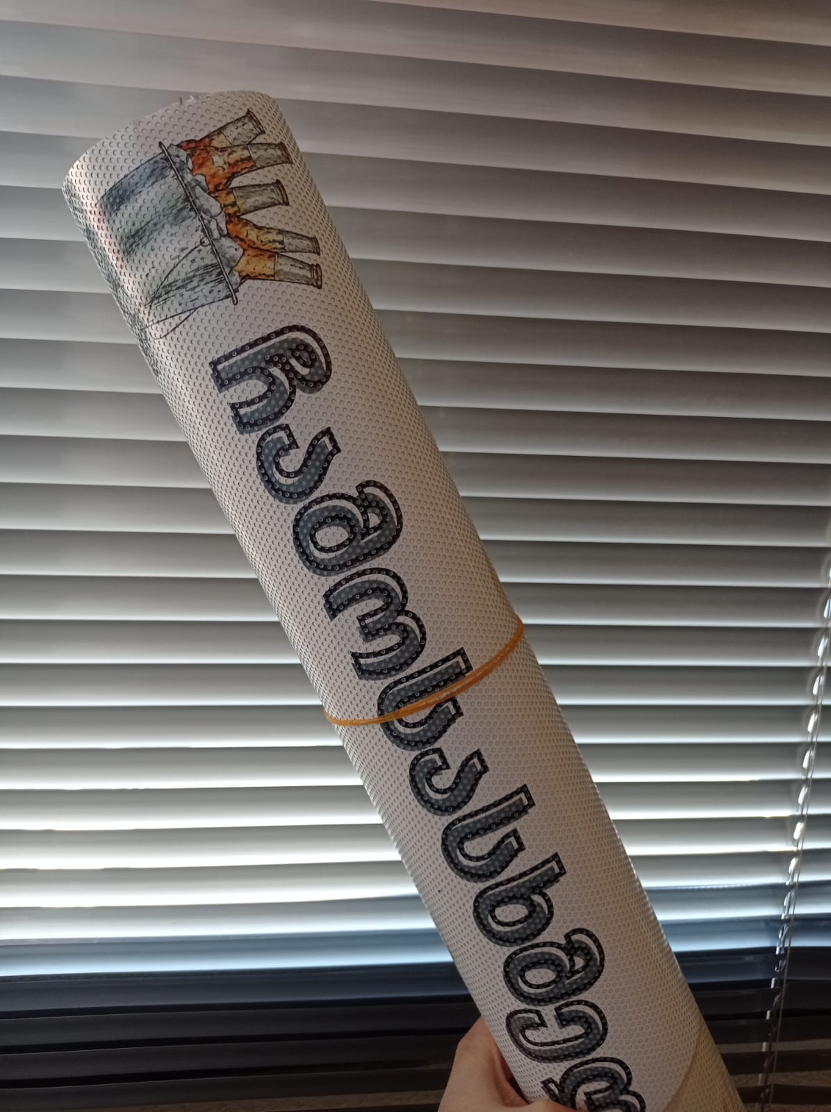 მაღაზიის ვიტრინის სტიკერები/ბადე სტიკერები. გარე ვიტრინის ბრენდირება