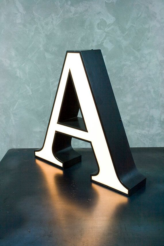 მოცულობითი ასოები