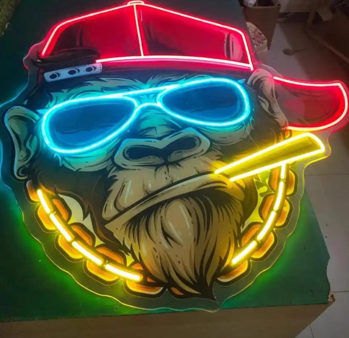 ნეონის აბრა/ ნეონის რეკლამა